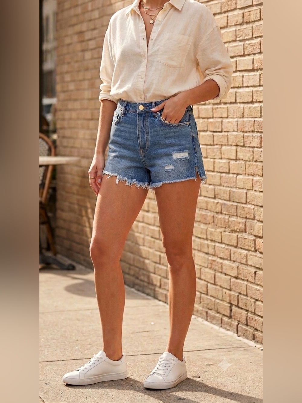 Free People We The Free High-Rise Distressed Cut Off Denim Shorts Button Size 24